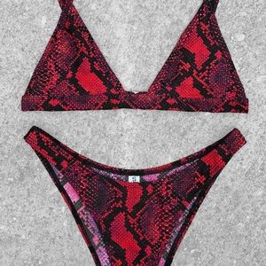 Backbite bikini cobra red